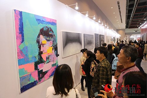 第五届大学生（广州）艺术博览会现场（邓圩 摄）